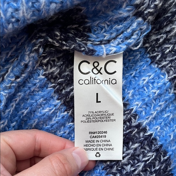 C&C California Multicolor Striped Cropped Sweater size Large - Picture 9 of 9